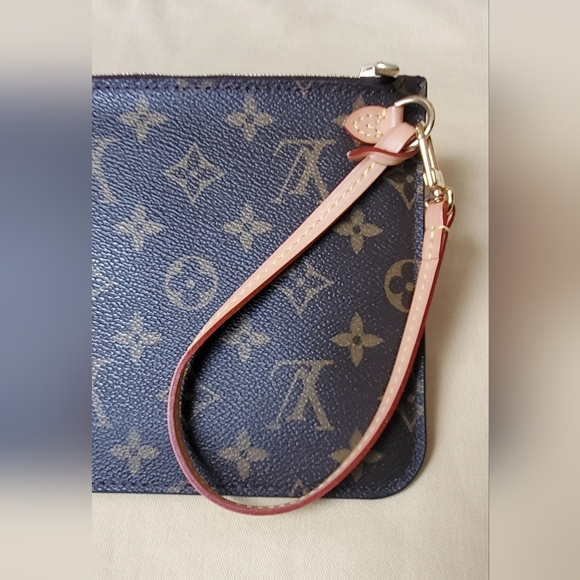 Louis Vuitton Neverfull MM GM Monogram Pouch - Picture 7 of 13